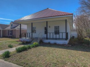 323 E Will Rogers Blvd, Claremore, OK 74017