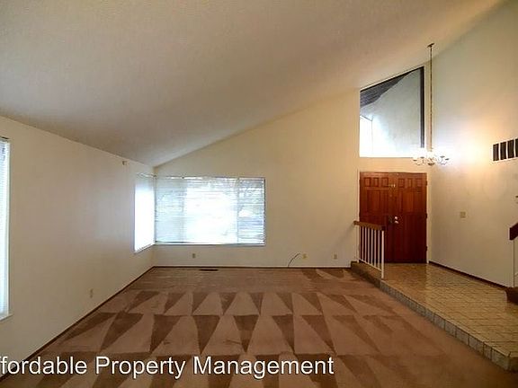 2nd image of 32912 Regents Blvd