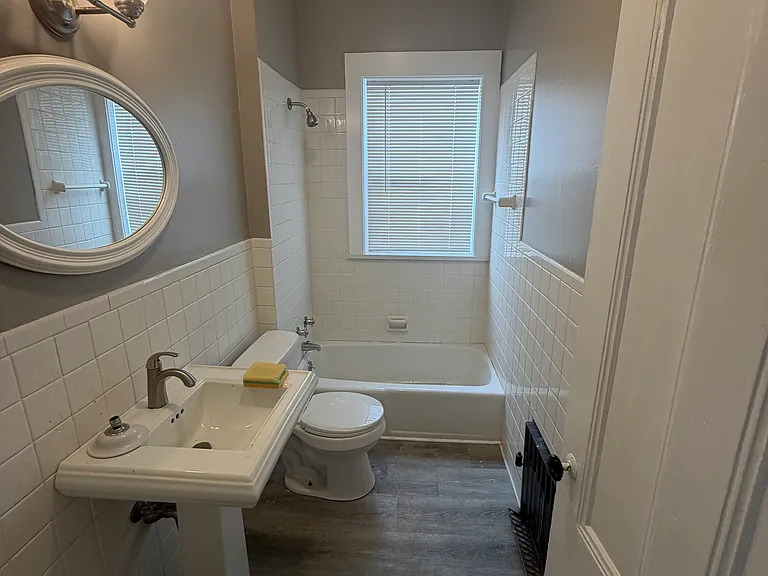 531 Ash St #1 — Photo 5