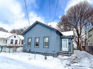 22 Sullivan St, Rochester, NY 14605