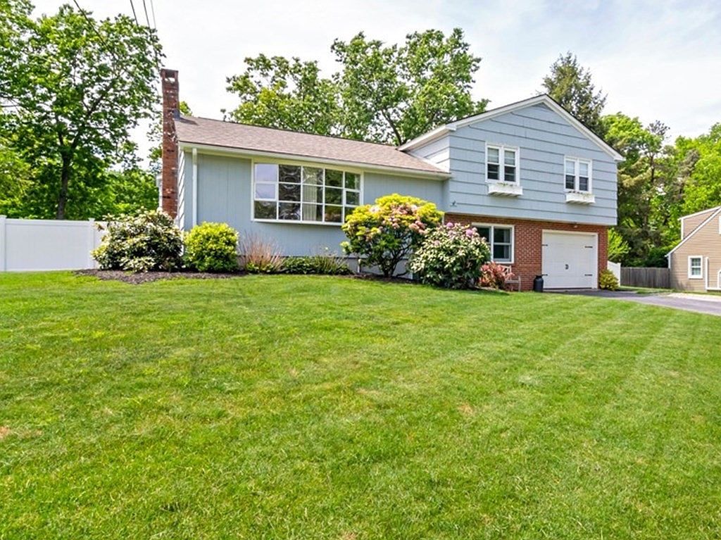 112 Kenmore Dr, Longmeadow, MA 01106 Zillow