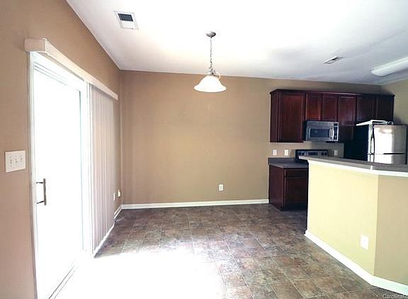 5th image of 8504 Four Sisters Ln
