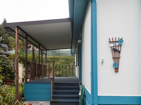 3rd image of 115 Sereno Circle Dr