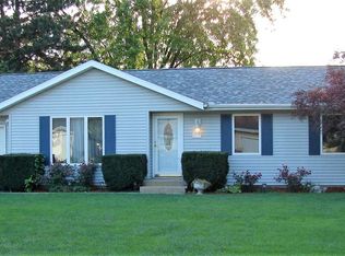 2633 S High Meadow Dr, Peoria, IL 61607