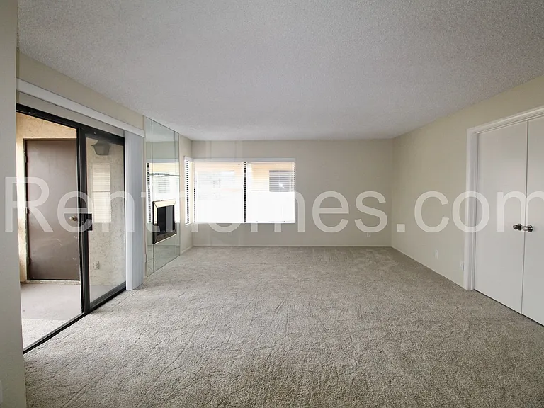 6747 Friars Rd #132 — Photo 2