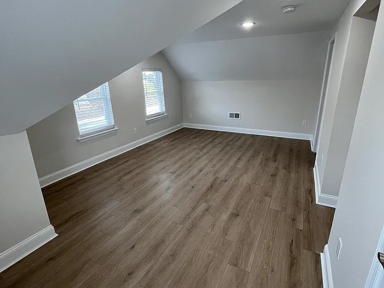 225 Washington St #225WASHINGTONAPT2 — Photo 10