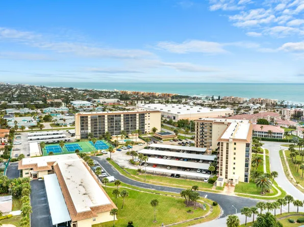 520 Palm Springs Blvd APT 506, Indian Harbour Beach, FL 32937
