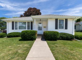2960 Burlington St, Dubuque, IA 52001