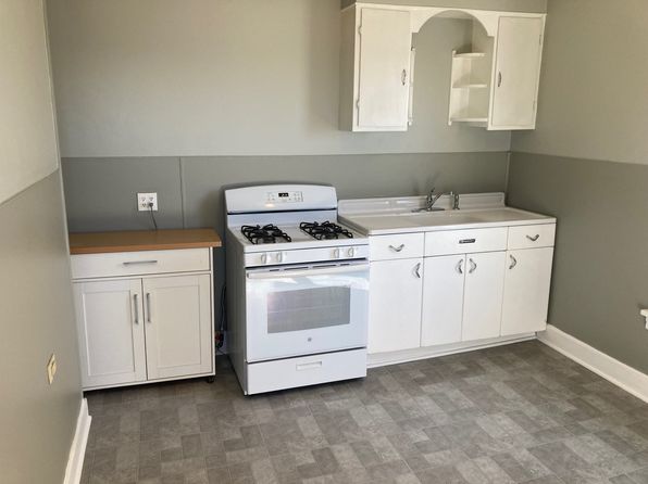 102 Plum St #2