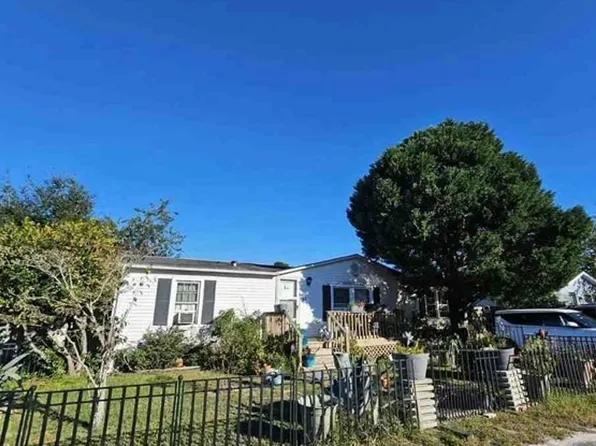 6140 Carolina Beach Rd Trlr 43, Wilmington, NC 28412