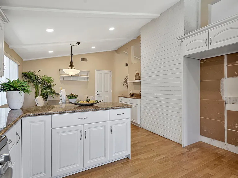 9131 Warfield Dr — Photo 27