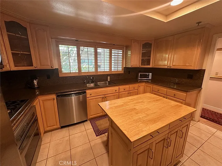 2706 Honolulu Ave #111 — Photo 14