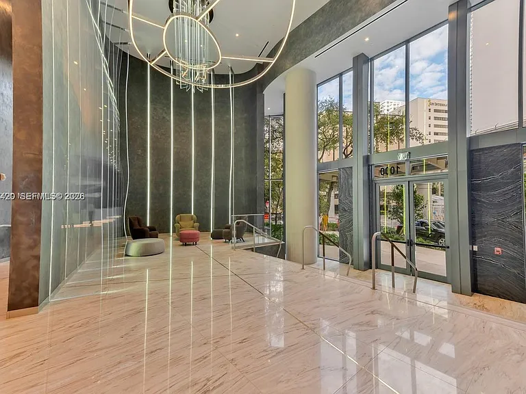 1000 Brickell Plz #Penthouse 6006 — Photo 32