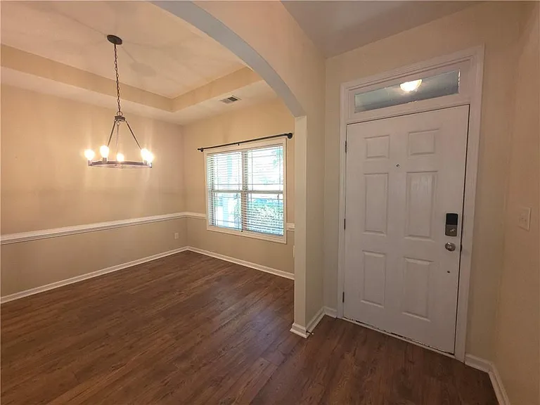 113 Macalester Dr — Photo 23