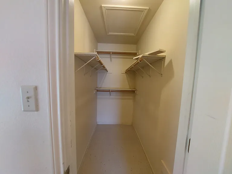 408 Avenue S #B — Photo 6