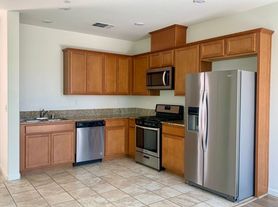1900 Monroe Ct, Hollister, CA