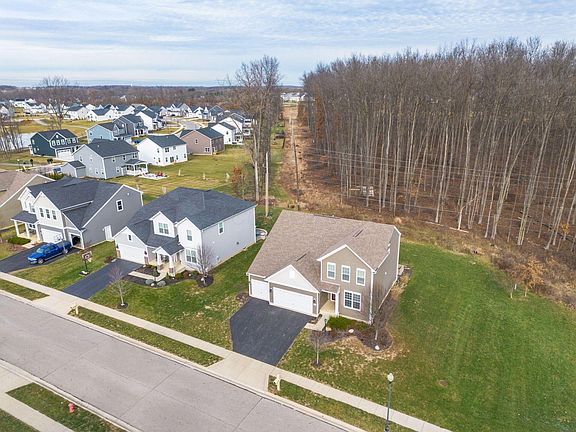 5th image of 254 Saffron Dr