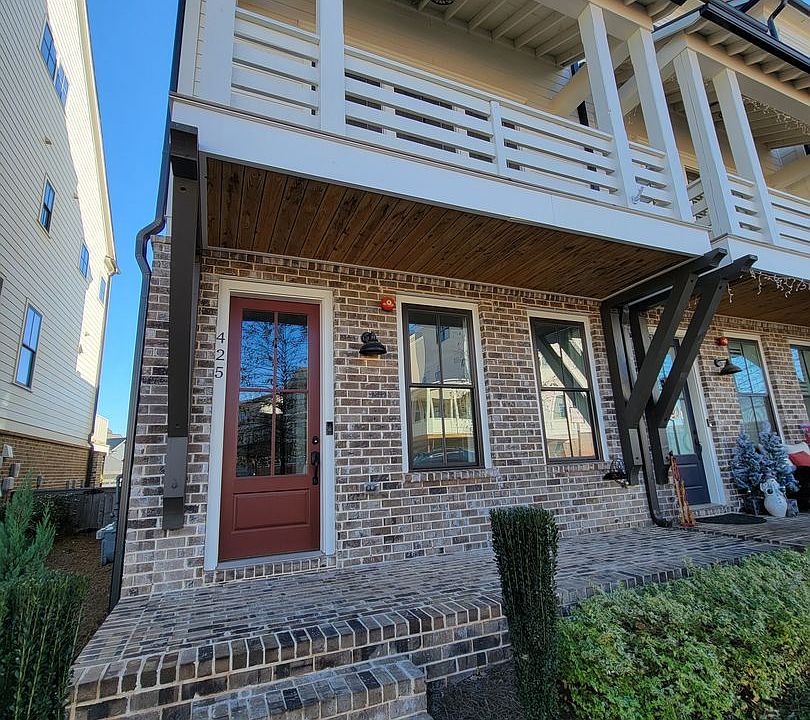 1st image of 425 Chandler Ln