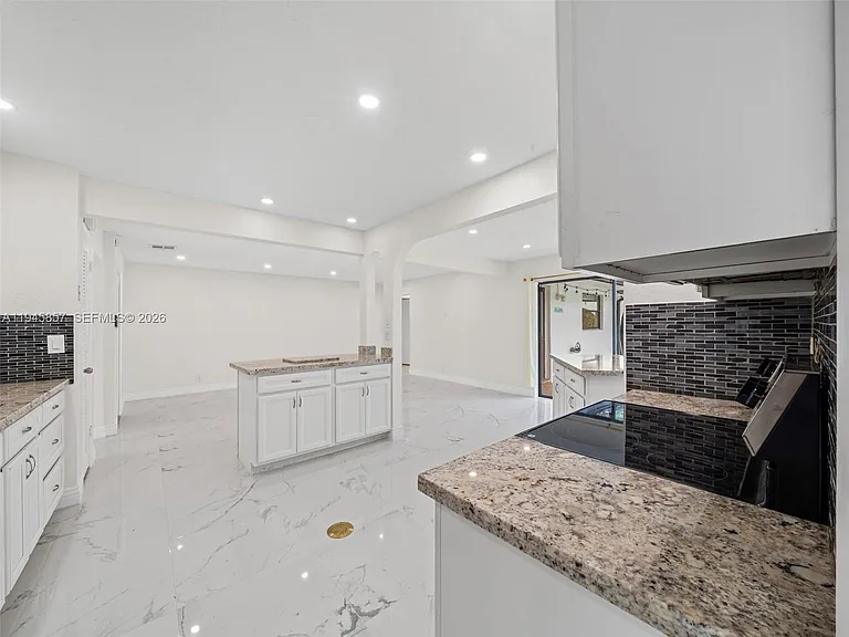 10251 NW 39th Ct — Photo 30