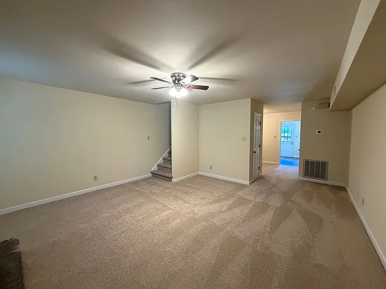 1644 India Hook Rd — Photo 6