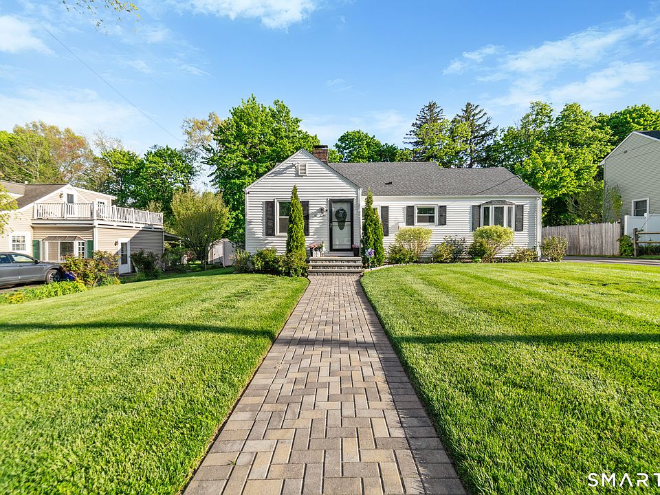 1st image of 12 Chatfield Drive
