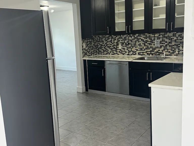3120 SW 12th Pl #1 — Photo 16