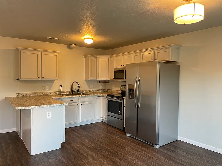 1261 W Bridalwood Loop — Photo 9