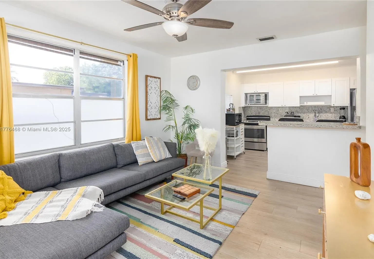 3 bed, 1986 sqft, $4,500 — Photo 1