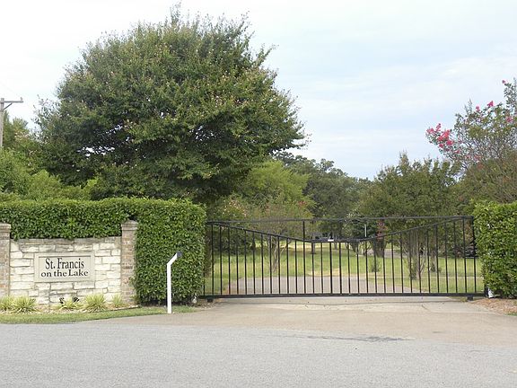 4th image of 112 Saint Francis Ln