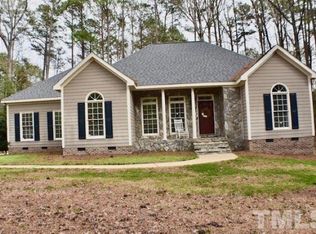 3429 Roxbury Dr, Wake Forest, NC 27587