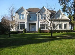 35 Sugar Loaf Rd, Southampton, NY 11968