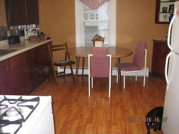 5th image of 12 Jewell Ave