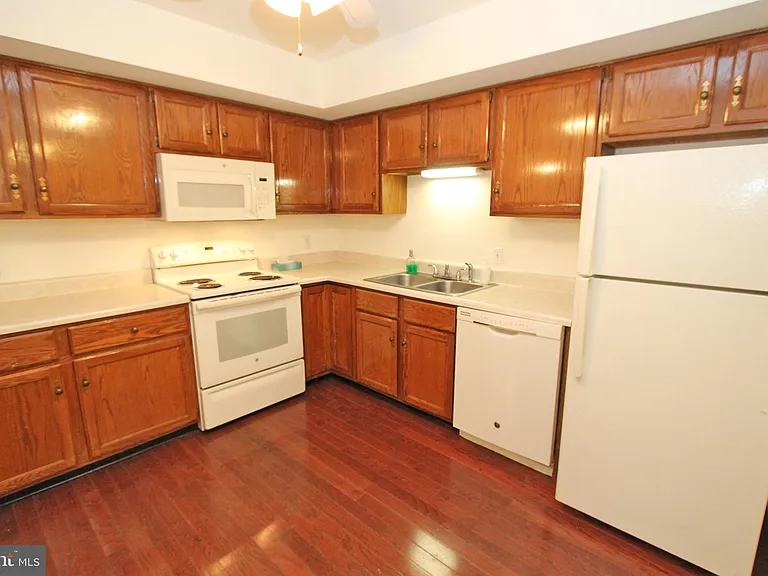 185 Valley Stream Cir — Photo 9
