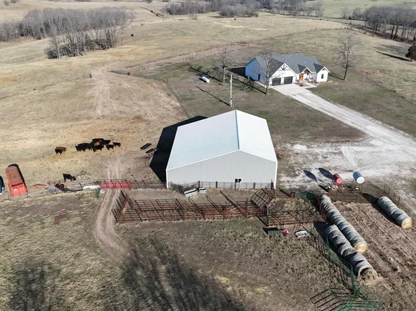 2799 Sparks Road, Norwood, MO 65717