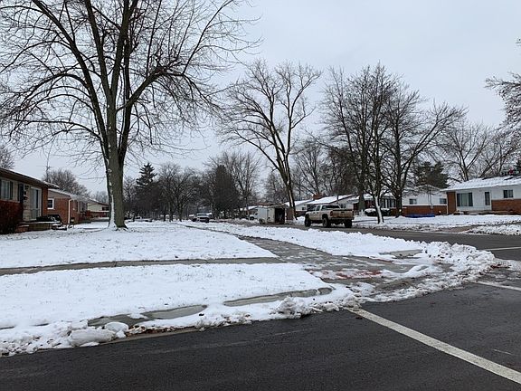 5th image of 5365 Worchester Dr