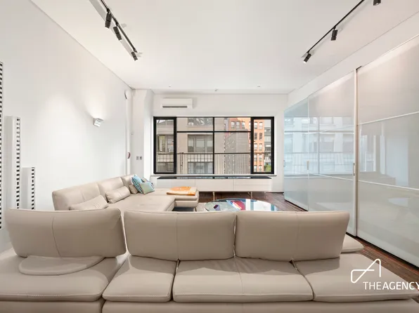 114 West 29th Street image 4 of 14