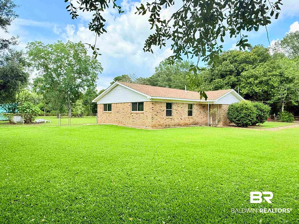 1st image of 15931 Flowerwood Rd