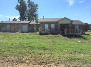 4040 Lynda Ln, Guthrie, OK 73044