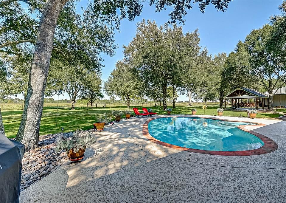 Welcome Home to this hidden gem! Endless Views!