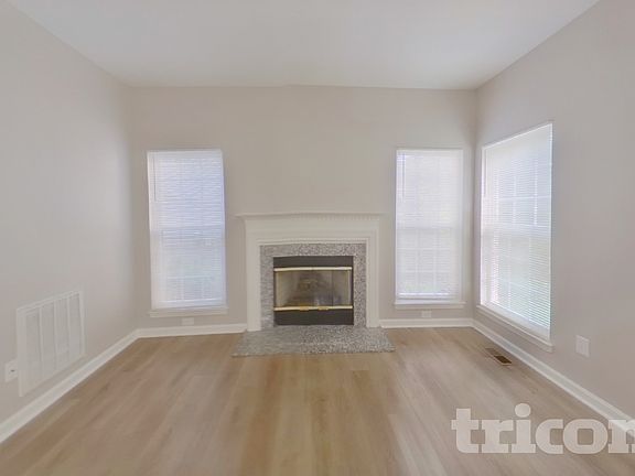 2nd image of 6902 Fenwick Dr