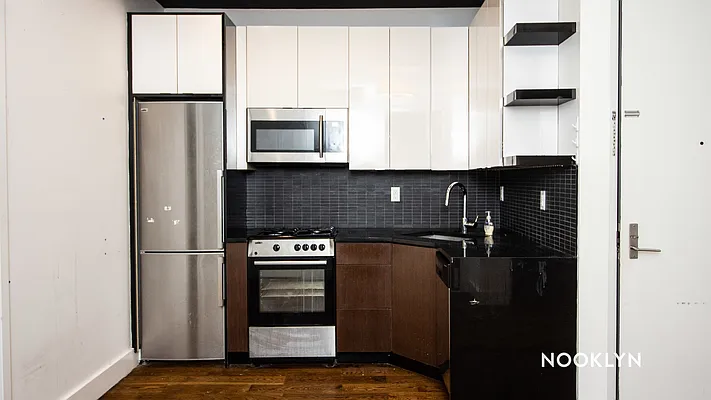 Rented by Nooklyn NYC LLC | media 19