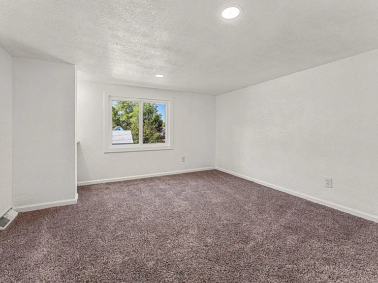 8200 W 51st Ave — Photo 19