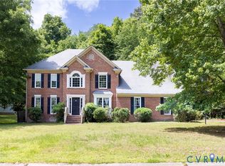 6308 Walnut Bend Dr, Midlothian, VA 23112
