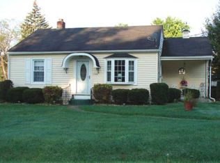 1703 N Beaver St, New Castle, PA 16105