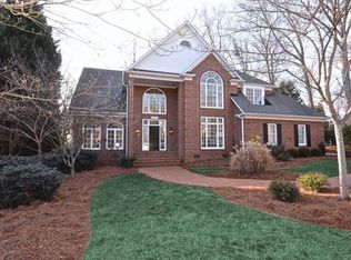 4011 Westmount Dr, Greensboro, NC 27410