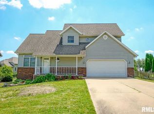 1907 Century Dr, Eureka, IL
