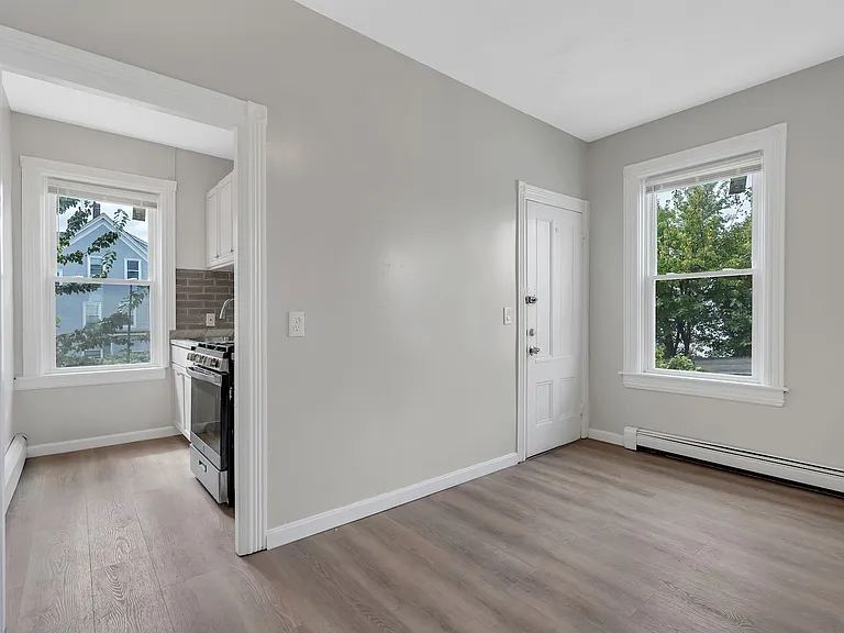 96 Centre St #2 — Photo 5