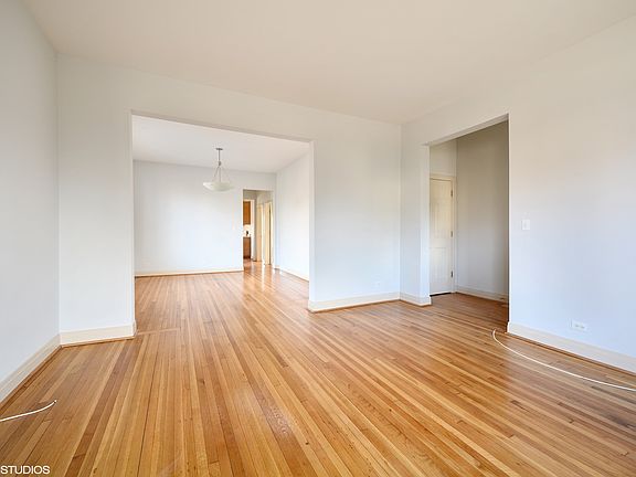 5th image of 528 Park Ave APT A