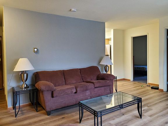 4 bedroom living area