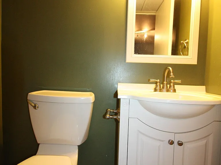 1128 Circle Dr — Photo 12